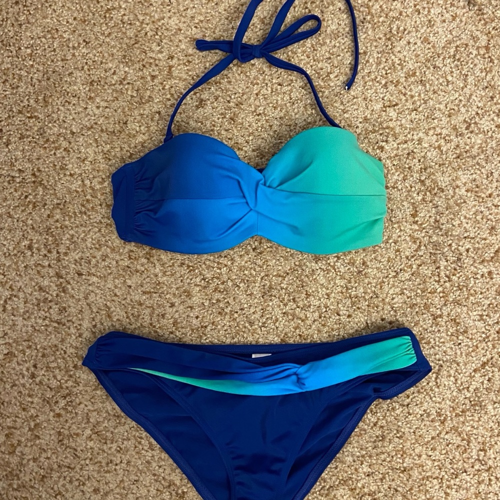 VENUS Ombré Bandeau Bikini!!